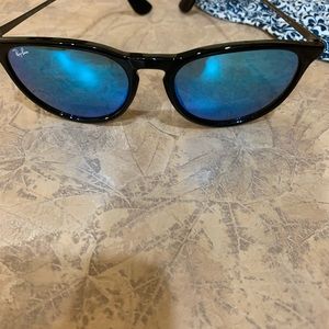 New Women’s Erika style ray ban